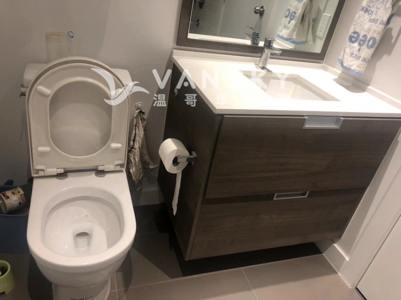 221211210631_Bath Room.jpg